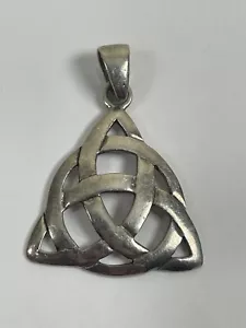 Vtg Solid Sterling Silver 925 Triangle Bohemian Braided Pendant Jewelry Mexico - Picture 1 of 8