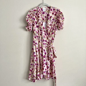 MISA Los Angeles Ruffle Pink Floral True Wrap Dress Size Medium Romantic Whimsy - Picture 1 of 12