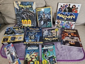Huge Childrens Kids Lot of 10 Batman Items DC Picture Books Puzzles Pez HC TPB - Picture 1 of 12