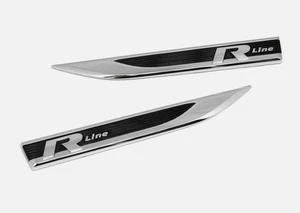 R+L Original VW Golf R-Line Schriftzug seitlich Kotflügel Emblem Logo - NEU - Bild 1 von 2