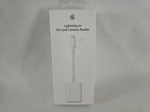 Apple Lightning na karty SD czytnik aparatu / MJYT2AM / A - Zdjęcie 1 z 2