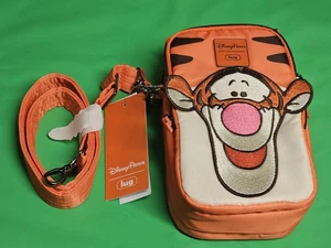 Bolso Bandolera Winnie The Pooh Tigger Lug Huggie Botella de Agua Parques Disney NUEVO - Imagen 1 de 2