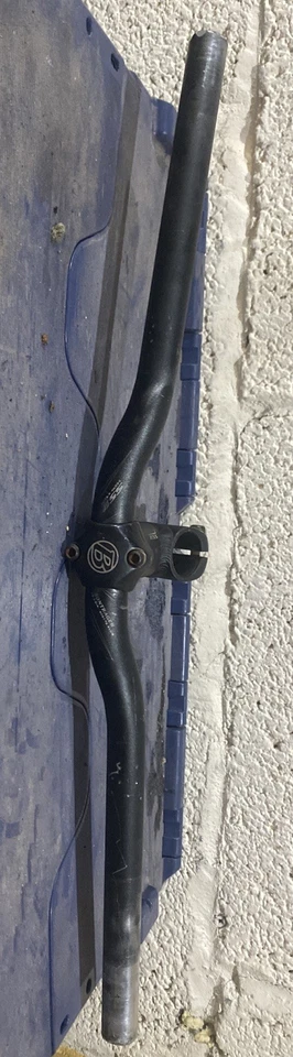 25.4mm Bontrager SSR Stem L:80mm R:25° & Handlebar L:580mm 6° Up 1 1/8” - Image 1 of 4