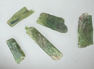 Lot blau-grüne DISTHENE (18gr) Kyanit Blue Green KYANITE Crystals, Tanzania - Picture 1 of 2