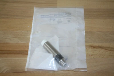 IG5772 Efector IFM IGA2008-FRKG/V4A/US-100-IRF Inductive Proximity Sensor - Image 1 of 3