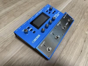 Boss SY-300 Guitar Synthesizer Guitar Effect Pedal - Picture 1 of 2