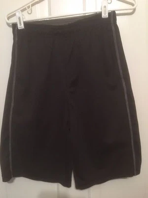 PANTALONES CORTOS NEGROS UMBRO TALLA PEQUEÑA Foto 1 de 3