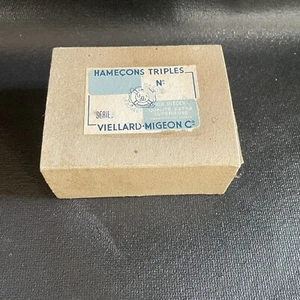 Viellard-Migeon Fishing Hooks HAMECONS TRIPLES Size 2 Made In France 100pc - Picture 1 of 9