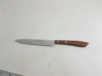 Cuchillo utilitario dentado Regent Sherwood acero inoxidable Japón hoja de 5 pulgadas madera Foto 1 de 4