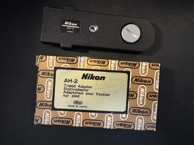 Placa adaptadora centradora de zócalo de trípode NIKON AH-2 4 cámara F3 y accionamiento de motor MD-4 Foto 1 de 2
