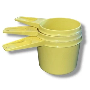 Tazas medidoras Tupperware vintage nido 761 762 764 amarillo pálido 1C 3/4C 1/2C x3 - Imagen 1 de 8