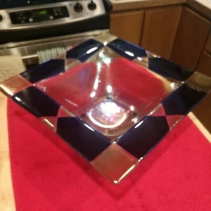 Large Square Kiln-Formed Glass Footed Bowl - Very Beautiful Estate Sale Find - Picture 1 of 8