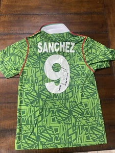 Jersey Umbro Mexico World Cup USA1994 Hugo Sanchez Autographed S WITH PROOF 9 - Picture 1 of 6