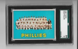1967 PHILADELPHIA PHILLIES TEAM #102 SGC 7 NEAR MINT - Picture 1 of 2