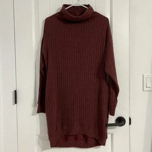 NWT All in Favor Burgundy Mock Neck Long-Sleeve Tunic Sweater Sz Small - Picture 1 of 6