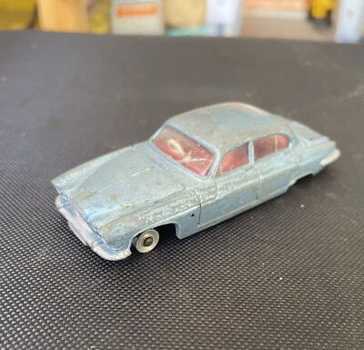 Dinky Toys Mark X Jaguar  Foto 1 de 4
