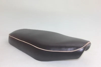 Sillín asiento moto doble pasajero Kawasaki W400 W650 EJ650 CÓDIGO: Z3247 Foto 1 de 4