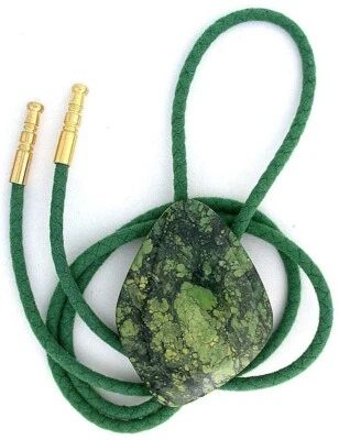 Corbata bolo cabina cabujón turquesa tela de araña negra verde 154,60 quilates B23A31/91524 Foto 1 de 2