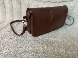 Borsa a tracolla vintage anni 70 in ecopelle marrone Susan Reade - Foto 1 di 13