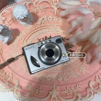 Sony Cyber-shot DSC-W5 5.1MP 3X Optical CCD Digital Camera-Silver 100% Working - Image 1 of 3