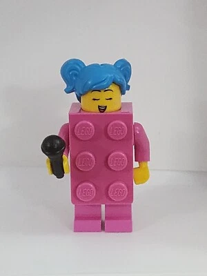 New LEGO BAM 2024 q1 Minifigure -  Pink Brick Costume Suit Singer  - Image 1 of 2