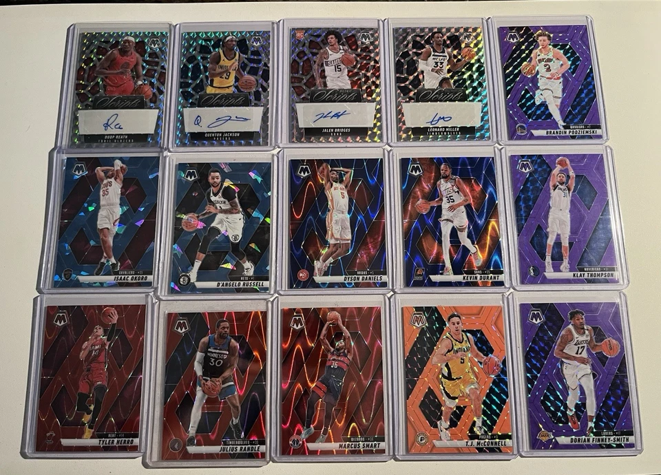 Lote de 15 autos y paralelos numerados de serie Panini Mosaic 2024-25 Foto 1 de 4