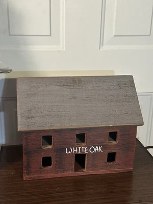 Rare, vintage WOLF CREEK DOLL HOUSE all-wood FOLK ART PRIMITIVE RUSTIC Country   - Image 1 of 4