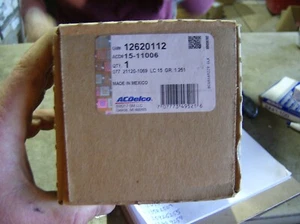 TERMOSTATO Y CARCASA REFRIGERANTE MOTOR ACDELCO GM 12620112 ORIGINALES - Imagen 1 de 3