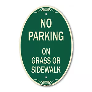 Kein Parken - auf Gras oder Bürgersteig | grün & hellbraun Aluminium ovales architektonisches Schild - Bild 1 von 4
