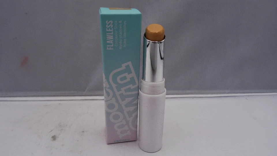 Models Own Flawless Concealer Stick New Boxed -  Choose Shade - Image 1 of 1