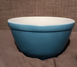 Vintage PYREX 401 Small Blue Mixing Bowl 1-1/2 Pint USA - Picture 1 of 3
