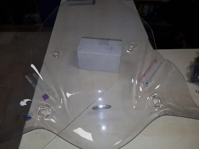 PARABREZZA  PER  APRILIA LEONARDO 125/150/250/300  BIONDI COMPLETO DI ATTACCHI - Immagine 1 di 4