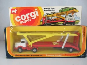 Corgi Super 2014 Mercedes Benz Car Transporter - Picture 1 of 9