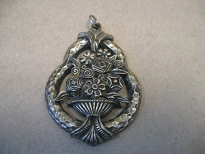 Vtg Nice Vendome Flower Basket Pendant Signed - Picture 1 of 10