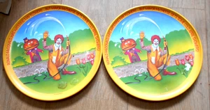 VINTAGE 2 X  RONALD McDONALD COLLECTORS McDONALDS MELAMINE PLATES 1977 - Picture 1 of 3