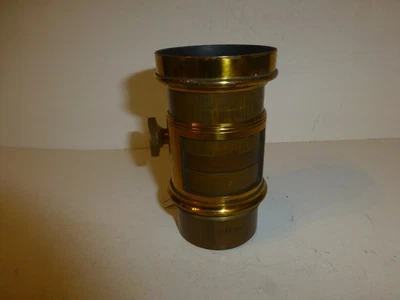 Ancien objectif en laiton pour chambre photographique  XIXe Focale environ 180mm - Photo 1/3