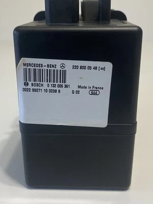 00-06 CIERRE PUERTA CENTRAL MERCEDES-BENZ S500 S430 S600 S55 220 800 05 48 Foto 1 de 4