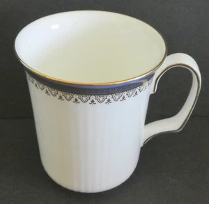 PARAGON SANDRINGHAM MUG Bone China Tall Straight 3 7/8" h EXC  ENGLAND - Picture 1 of 7