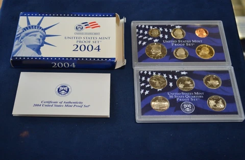 2004 U.S Proof Set in OGP Cover