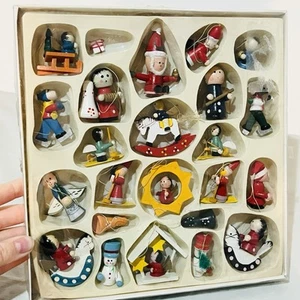 Vintage wooden Christmas ornaments German-style made in China - Bild 1 von 7