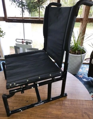 Marco de silla de ruedas Quickie 2 con respaldo y asas / 18" x 16" Foto 1 de 4