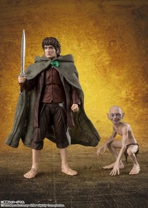 S.H.Figuarts Lord of the Rings Frodo Baggins and Gollum Action Figures - Picture 1 of 3