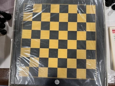 RC 23221 CHESS SET 3" KING WITH INLAYED WOOD CHESS BOARD 1.5" SQ IN GIFT BOX - Image 1 of 4