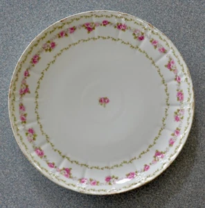 ANTIQUE CH. FIELD HAVILAND LIMOGES, FRANCE PORCELAIN DINNER PLATE - 11 7/8" dia. - Picture 1 of 3