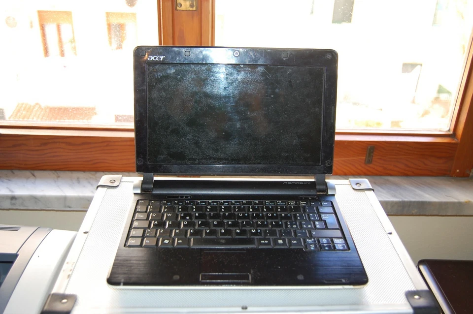 Acer  Aspire One KAV60 - Immagine 1 di 1