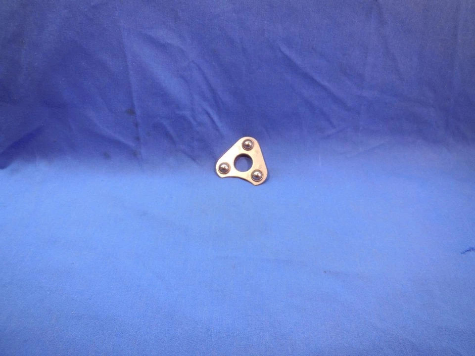 Retenedor de bola de embrague Honda 22860-46-000 C50 C70 C90 NOS NP9544 Foto 1 de 1