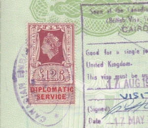 ENGLAND Consular Revenue High Value Tied Diplomatic Document 1967 - Picture 1 of 3