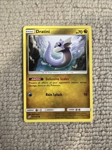 Dratini 117/181 Sm-Team Up Regular - Carta Pokemon - Foto 1 di 1