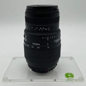 Sigma 70-300mm f/4-5.6 For Nikon D Mount - Picture 1 of 8