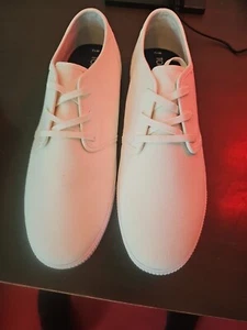 TOMS shoes mens size 12, Lace-up Canvas Shoes, Gum Rubber Soles White - Picture 1 of 6